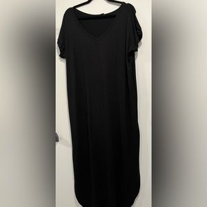 Vici Black Maxi Dress